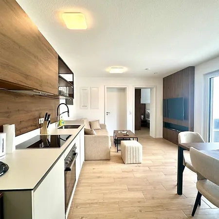 Hotel Tiny House Village